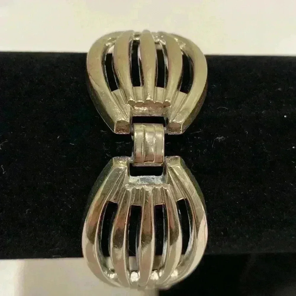 Bracelet - Picture 2 of 3